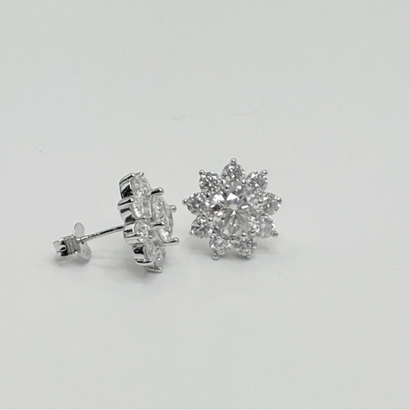 Over 3ct Sunflower 🌻 Moissanite Earrings - Picture 7 of 8